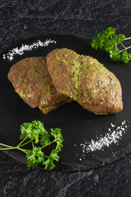 Keulensteaks mariniert